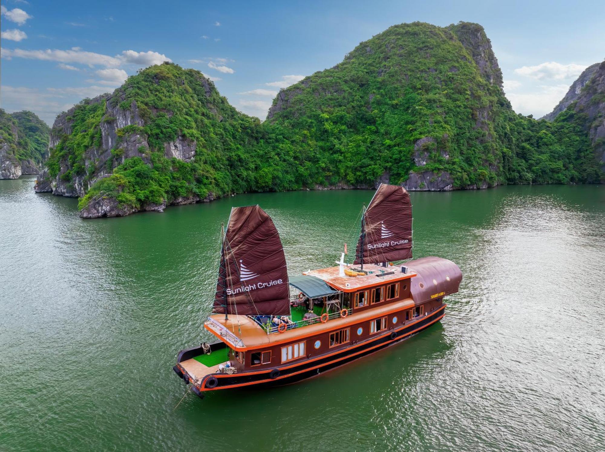 Hotel Sunlight Boutique Cruise - Cat Ba Island Ha Long Zewnętrze zdjęcie